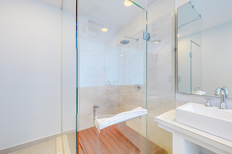 Bathroom 2, Torre Peninsula 11-B Studio, Benito Juárez