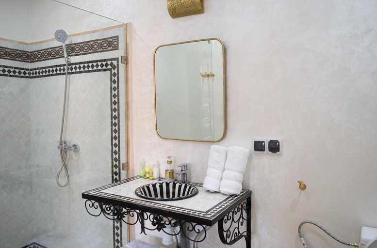 Bathroom 4, Ferme D'hote Zomorroda, Marrakech