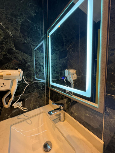 Bathroom 5, Hotel Gjika, Tirana