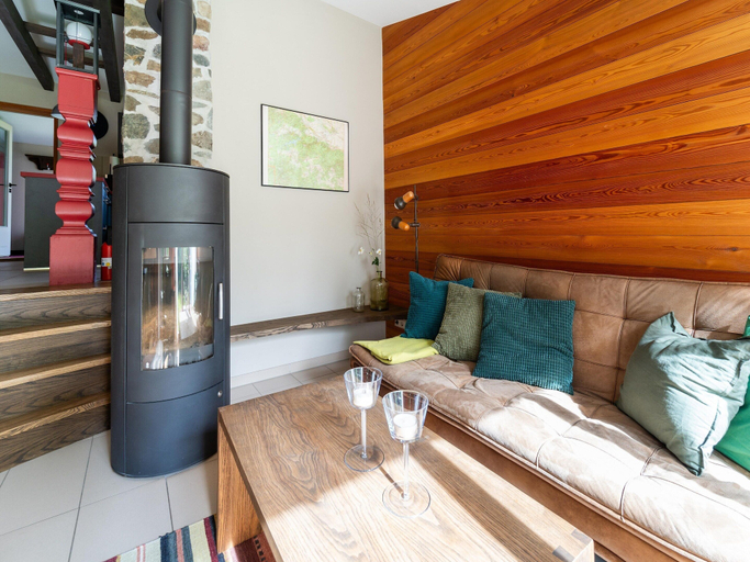 Living room 5, Forest-edge Apartment, Harz