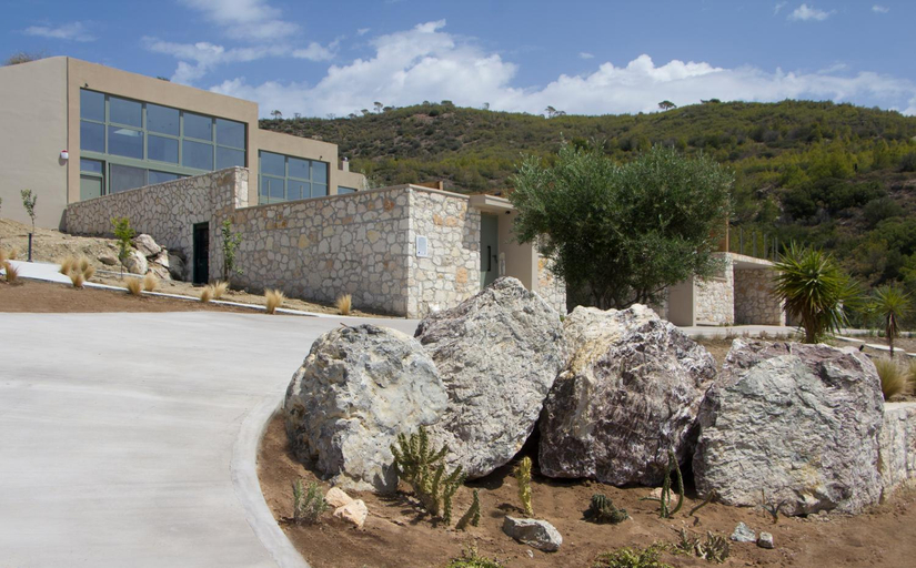 Others 3, Endogeios Luxury Villas, Peloponnese