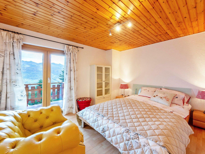Others 3, Chalet in Les Collons by Ski Slope, Hérens