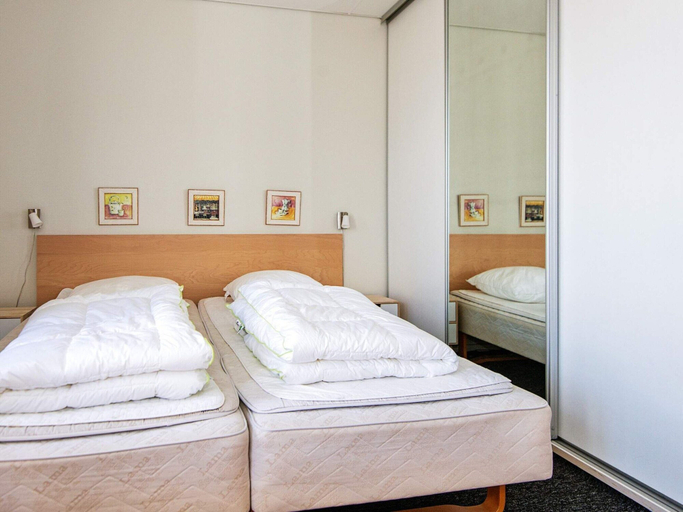 Bedroom 3, 4 Person Holiday Home on a Holiday Park in Hejls, Kolding