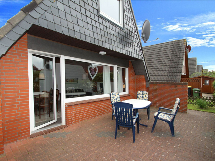Primary image, Ferienhaus Toms Hutte mit Terrasse in Dornum, Aurich