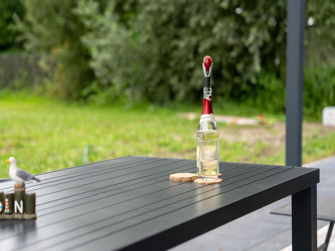Food & Drinks 4, Holiday Home in Molenschot near Nature Reserves, Gilze en Rijen