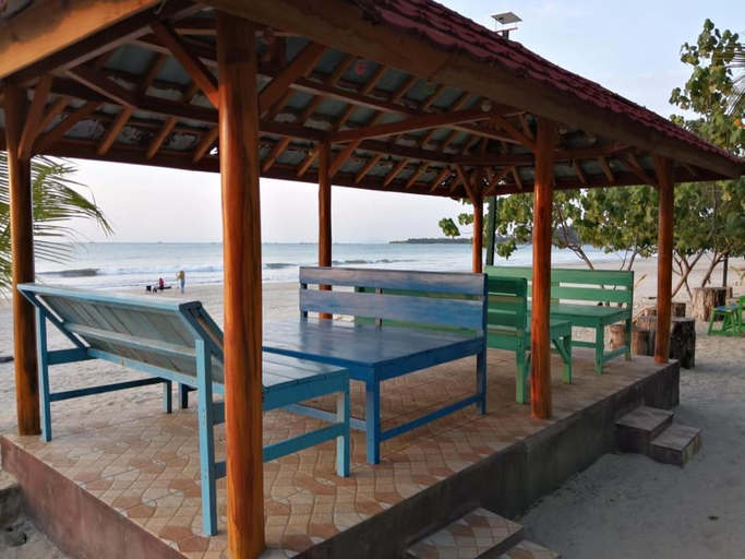 Sport & Beauty, Pantai Camara Homestay, Pandeglang