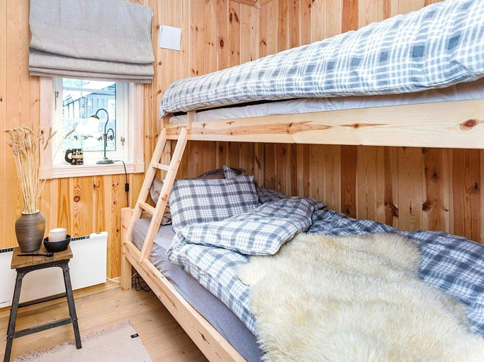 Room 2, 5 Star Holiday Home in Treungen, Nissedal