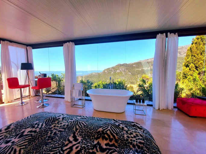 View from property 3, Stunning Glass Suite With Private Plunge Pool, Málaga