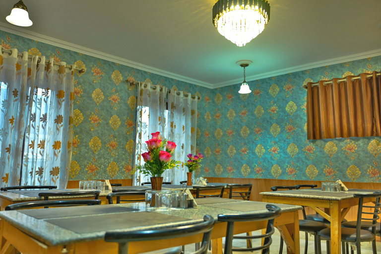Food & Drinks 5, Hotel Town Centre, Srinagar