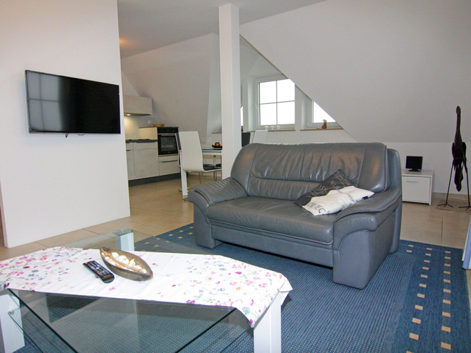 Dining 4, Ferienwohnung Seemoewe im Faehrhaus Vieregge, Vorpommern-Rügen