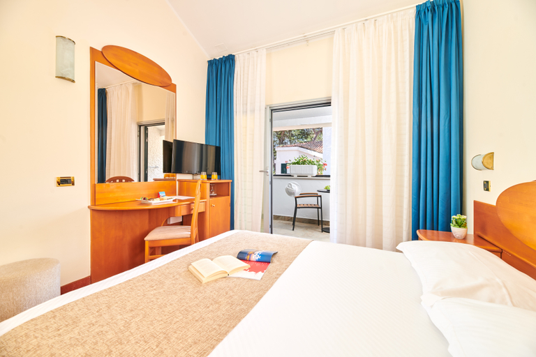 Bedroom 3, Villa Galijot Plava Laguna, Poreč