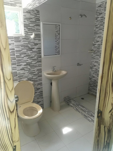 Bathroom, Cabaña Villa Roma, Santa Marta (Dist. Esp.)