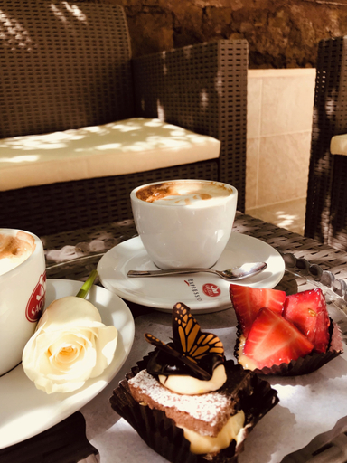 Food & Drinks, Aruna Suites, Rome