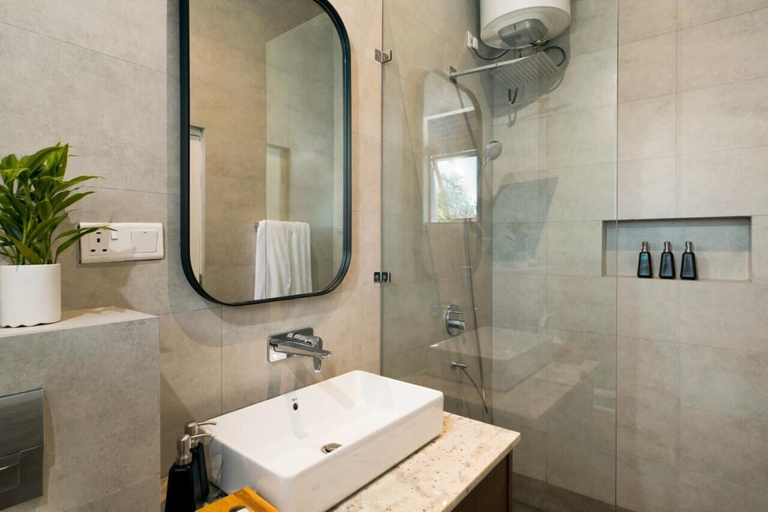 Bathroom 5, W15 Ambuluwawa, Udapalatha