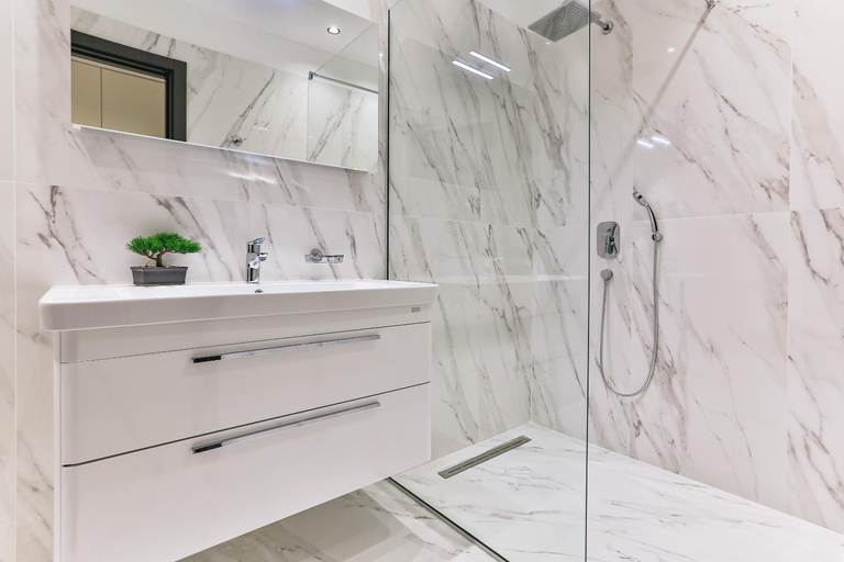 Bathroom 2, Green Stone Apartments