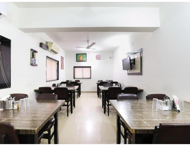 Food & Drinks 3, HOTEL MADHUVAN, Madhavpur, Porbandar