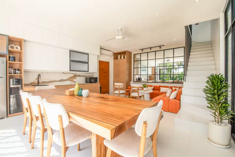 Others 4, Villa Mateo - Marvelous 6BR Villa, 2 mins to Beach, Badung