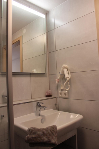 Bathroom 3, Apartments beim Backhausle, Tübingen