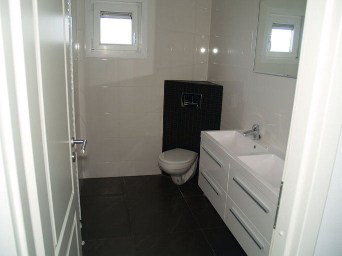 Bathroom 4, Well-kept Chalet not far From the Biesbosch, Dordrecht