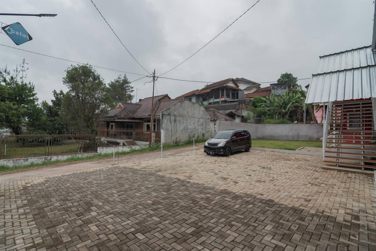 Others 5, RedDoorz Plus near Lembang Park & Zoo, Bandung