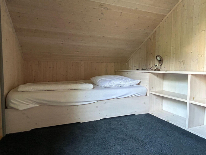Room 3, Elegant Eingerichtete Ferienwohnung, Mecklenburgische Seenplatte