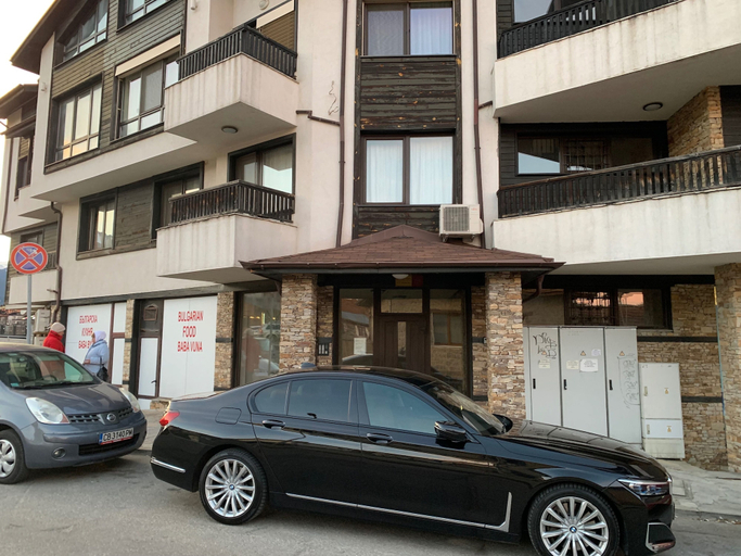 Exterior, Central Art Apartment in Bansko With Mountain View, Bansko