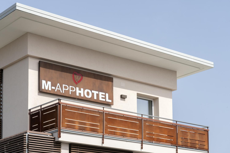 Others 3, M-APPHOTEL, Biella