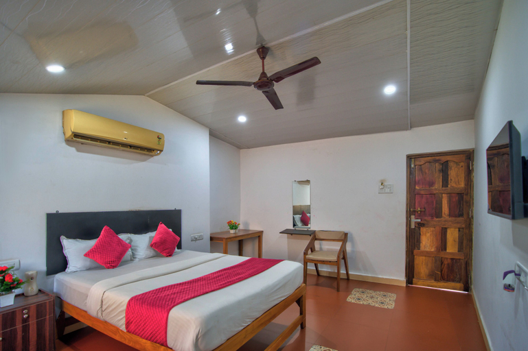 Bedroom 3, Swizel Nook Stay, North Goa