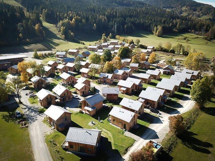 Others 4, Chalet With Spacious Terrace, Murau