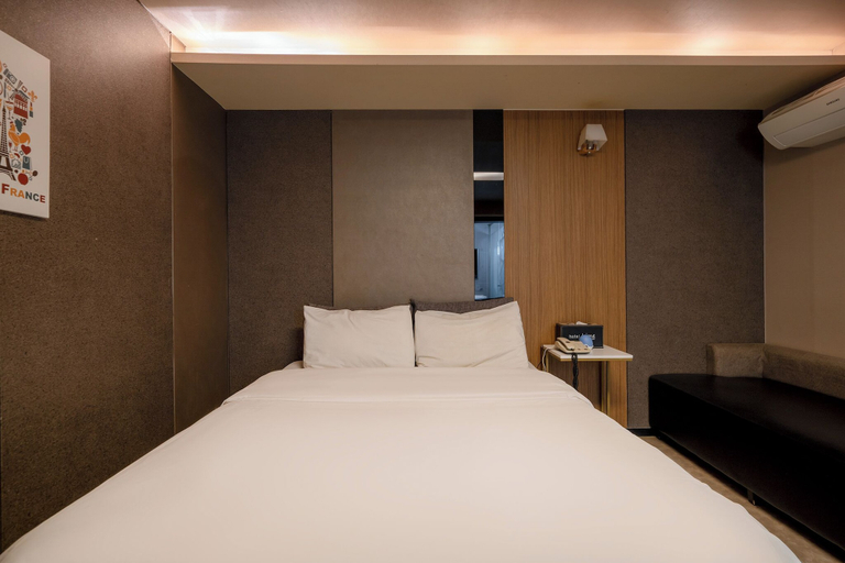 Bedroom 4, Suwon Lime Hotel, Suwon
