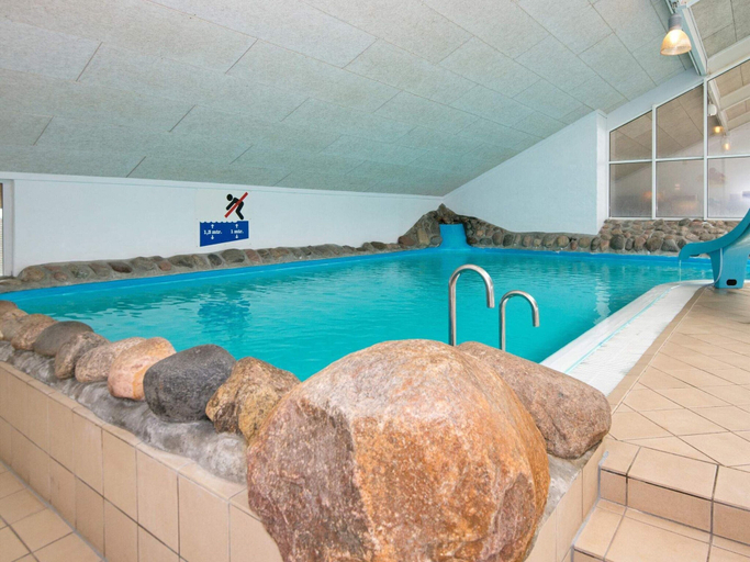 Sport & Beauty 5, 6 Person Holiday Park Home in Hemmet, Ringkøbing-Skjern