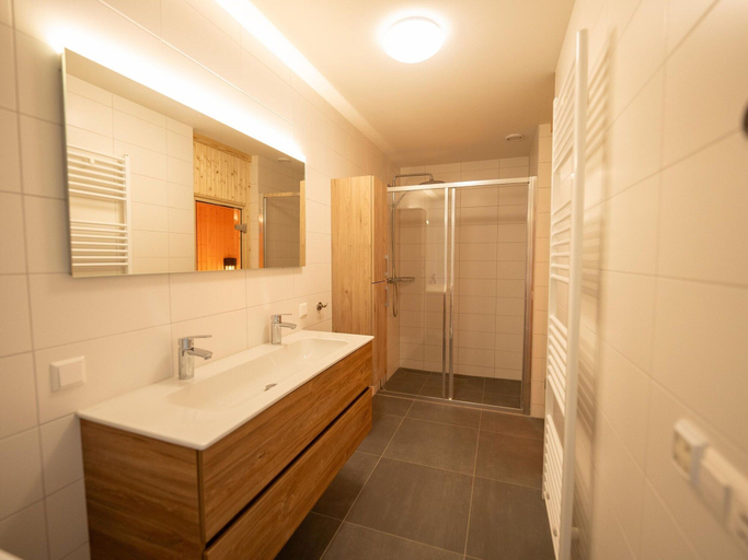 Bathroom, Modern Lodge by the Water, Sluis