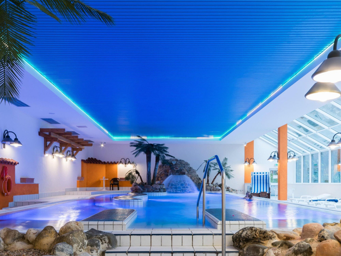 Pool 5, Appartement im Panoramic Hotel Bad Lauterberg, Osterode am Harz