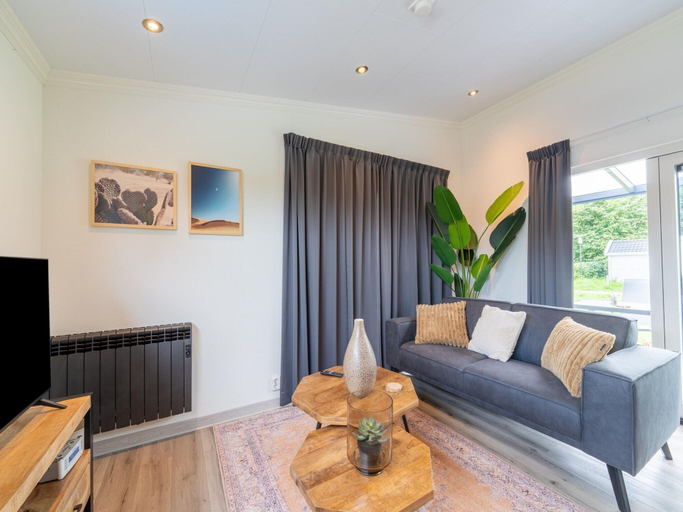 Others 5, Holiday Home in Molenschot near Nature Reserves, Gilze en Rijen