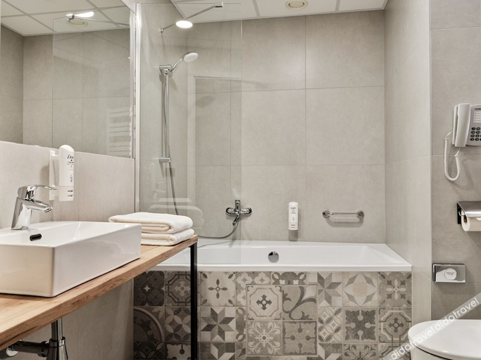 Bathroom 5, 1891 Garni Hotel, Kraków City