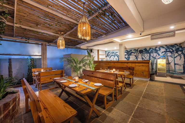 Food & Drinks 5, Echor Samara Morjim Goa Sea View Restro, North Goa