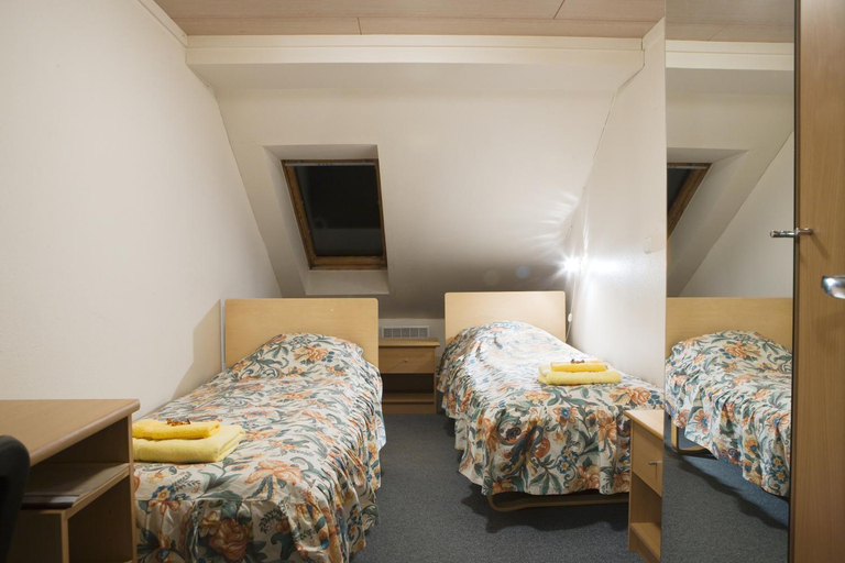 Bedroom 5