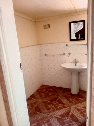 Bathroom 3, Lotus House Harare, Harare