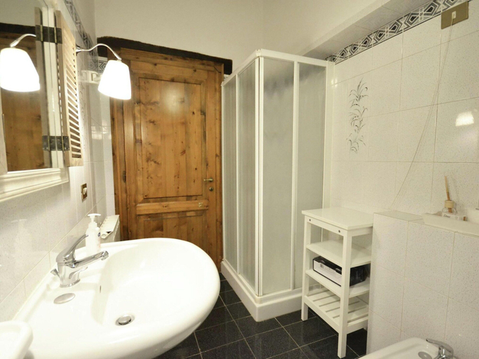 Bathroom 2, Villa in Tuscany With Pool Near Cortona, Arezzo