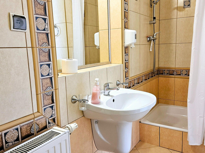 Bathroom 5, Holiday Home Near Baltic Sea and Lake Kolczewo, Kamień