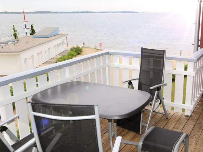 Dining 5, Exklusives Appartement in Rechlin, Mecklenburgische Seenplatte