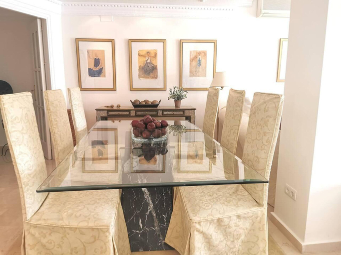 Others 4, Pent-house, 3 Bedroom, Sleeps 6, Parking, Málaga