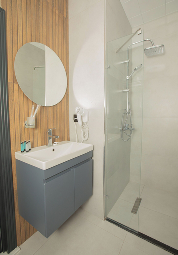 Bathroom 5, Twelve Inn Hotel, Baku