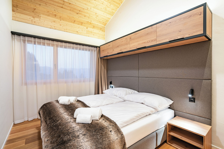 Bedroom 2, SWISSPEAK Resorts by Pierre & Vacances Premium Thyon, Hérens