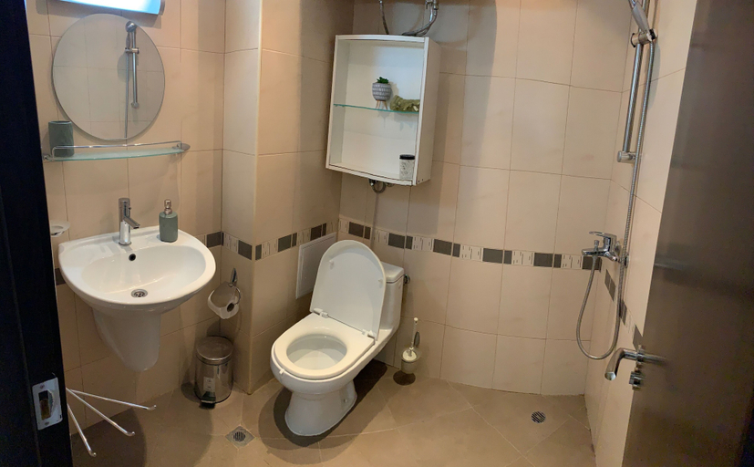 Bathroom 5, Central Art Apartment in Bansko With Mountain View, Bansko