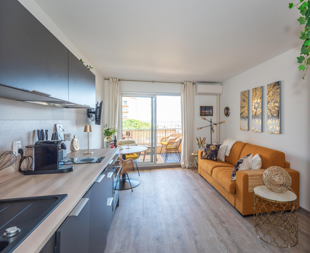 Others 5, Modern Apartment With sea Views on the Cote Dazur, Var