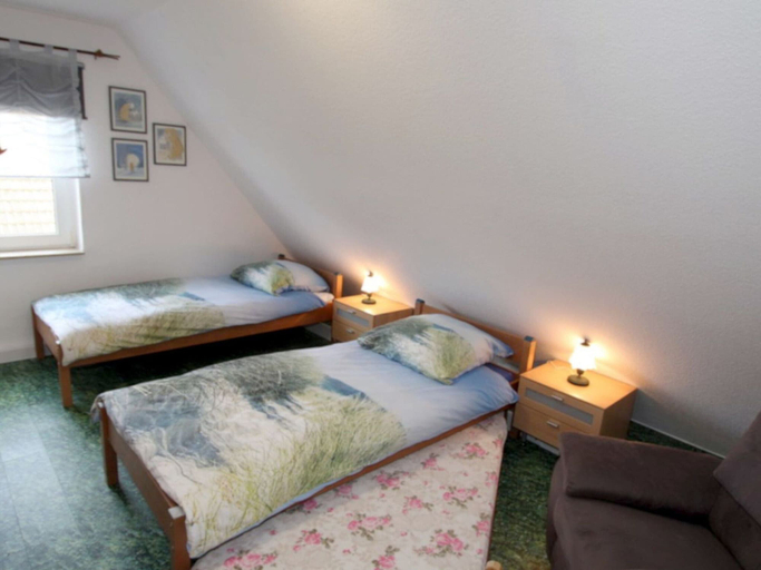 Room 2, Doppelhaushalfte Friesengluck mit Sauna, Aurich