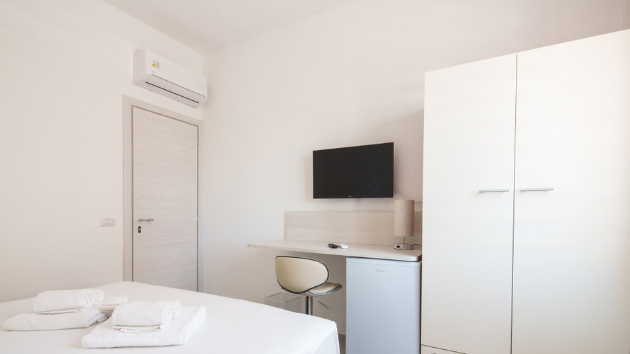 Room 2, Das Halte Haus - Room 301, Olbia-Tempio