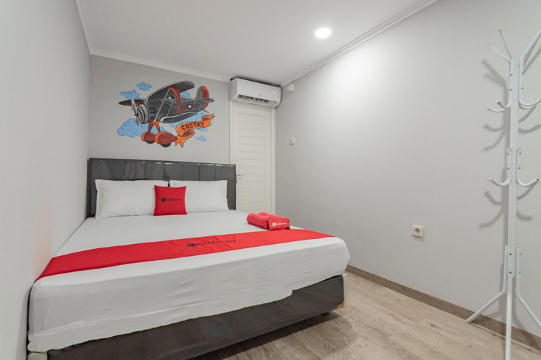 RedDoorz Plus near Lembang Park & Zoo, Bandung