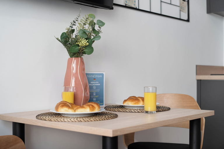 Food & Drinks 5, Central Bonn Apartments I home2share, Bonn